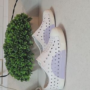 Native girls white size 10